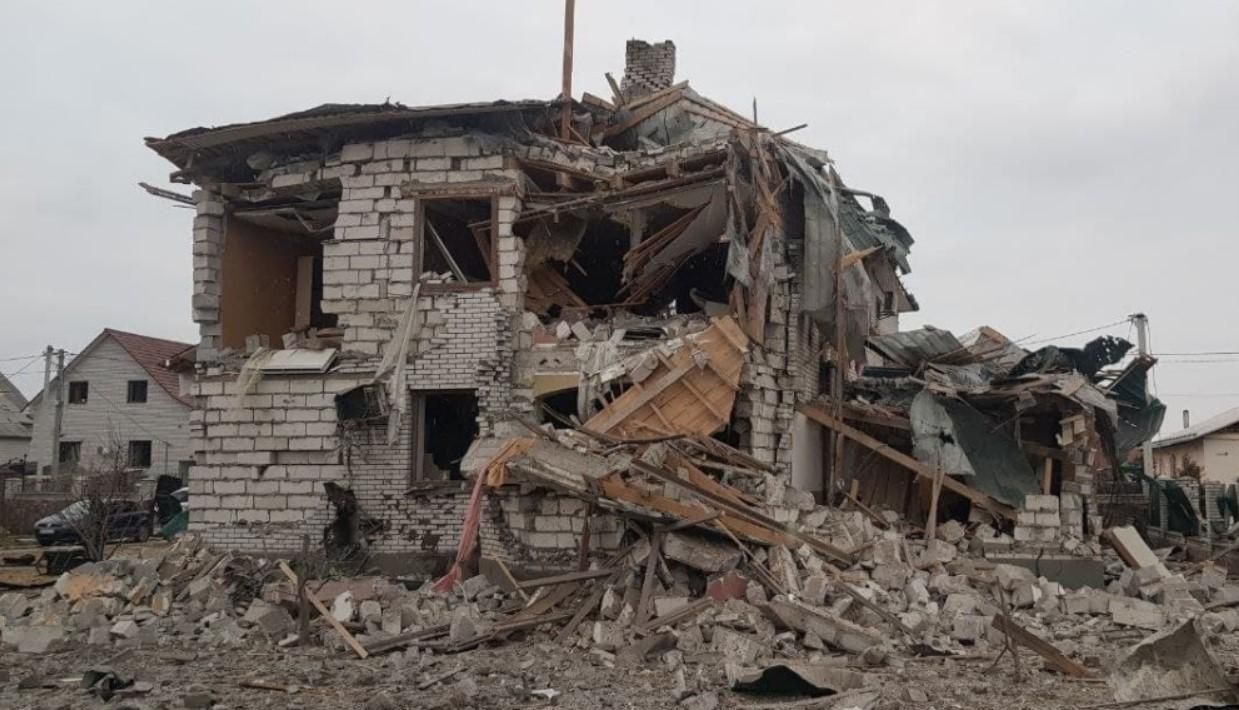 Б'ють по селах артилерією: троє людей загинули через обстріл окупантів на Харківщині