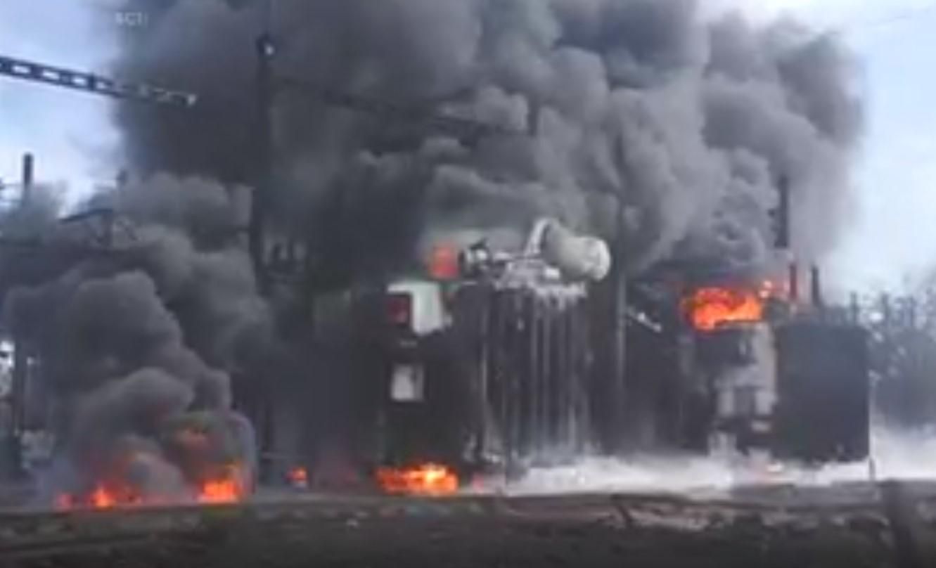 Як рятувальники на Львівщині ліквідували пожежу в Золочівському районі: емоційне відео