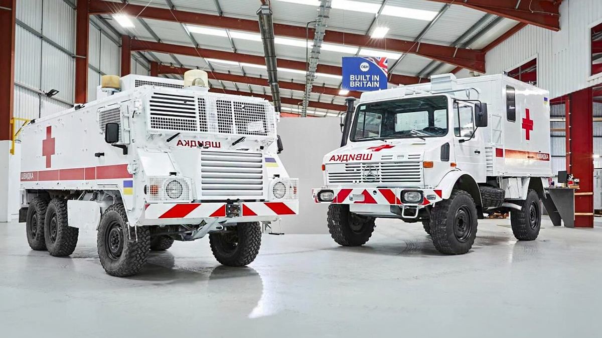 Великобритания предоставляет Украине бронированные автомобили скорой помощи и важное медоборудование. Великобритания предоставляет Украине бронированные автомобили скорой помощи и важное медоборудование.