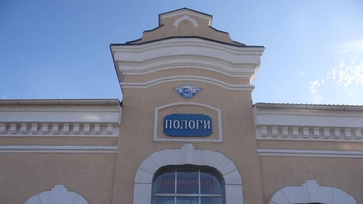 Обстріли потяга, житлових будинків і численні пожежі, – ОВА про ситуацію на Запоріжжі Обстріли потяга, житлових будинків і численні пожежі, – ОВА про ситуацію на Запоріжжі