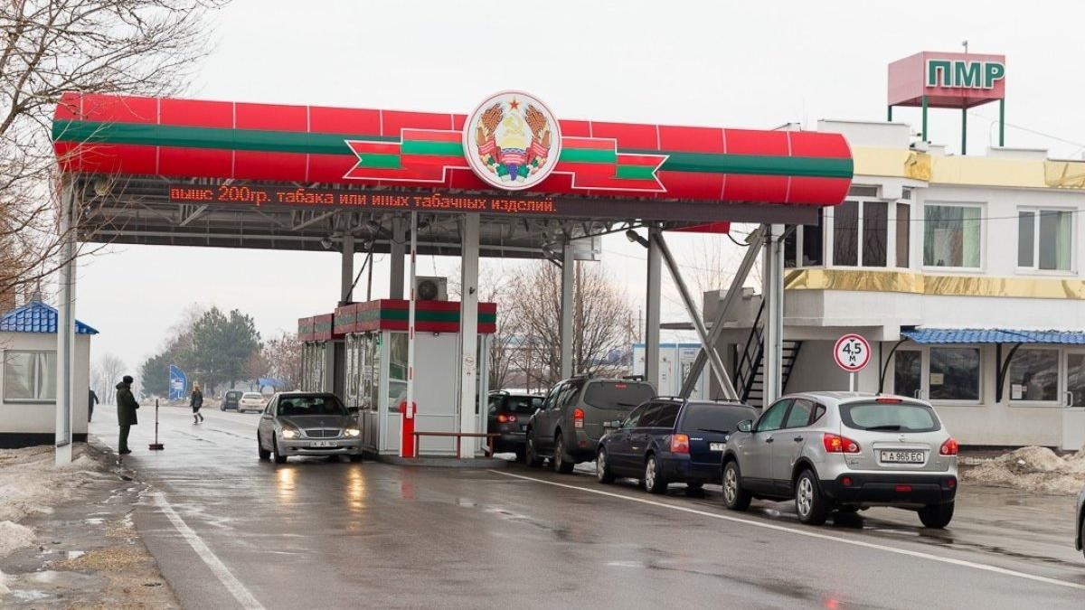 Танки не заводяться, людей не вистачає: що відбувається у Придністров'ї після провокацій Путіна Танки не заводяться, людей не вистачає: що відбувається у Придністров'ї після провокацій Путіна