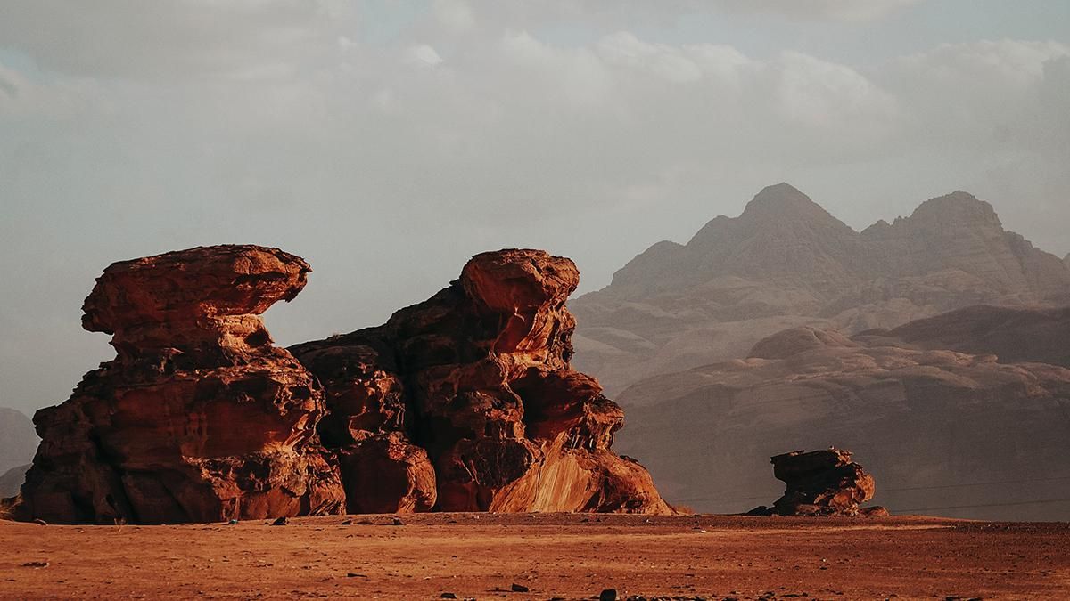 Апарат InSight зафіксував рекордну сейсмічну активність на Марсі Апарат InSight зафіксував рекордну сейсмічну активність на Марсі