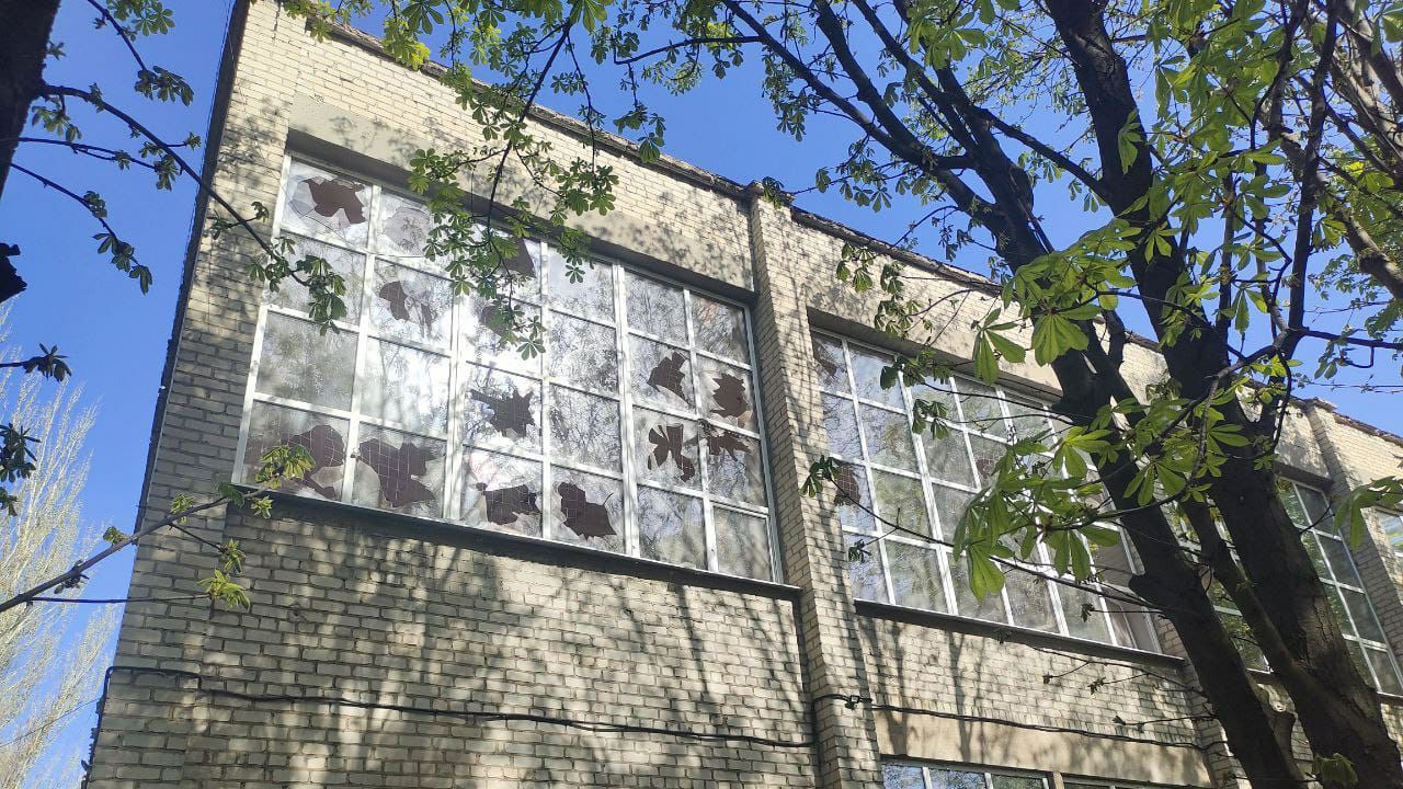 Обстріли практично по всій лінії фронту: на Донеччині загинули ще 2 цивільних Обстріли практично по всій лінії фронту: на Донеччині загинули ще 2 цивільних