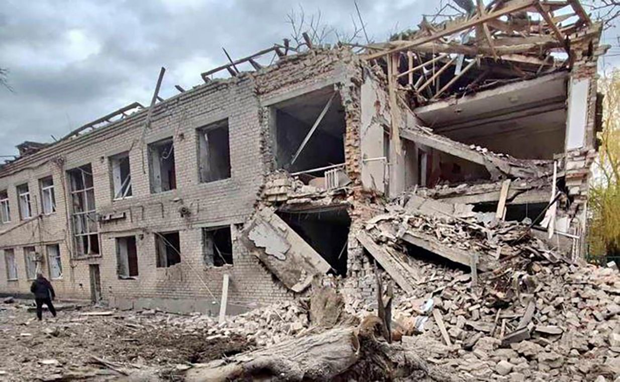 За два місяці війни російська армія зруйнувала 154 заводи та підприємства в Україні