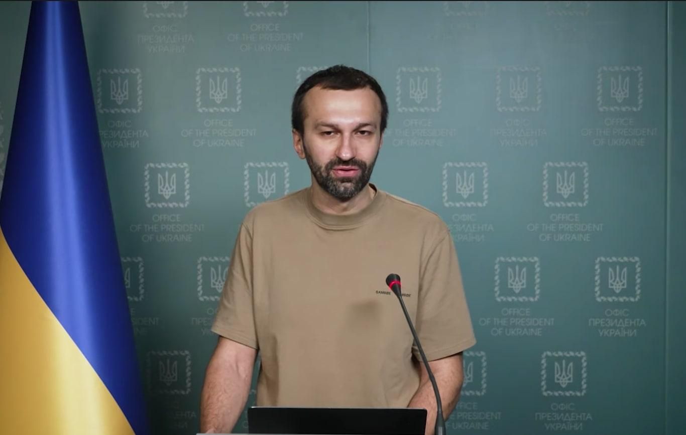 Россия нашла в Мариуполе "штаб людей с нетрадиционной ориентацией", которым якобы занимались США Россия нашла в Мариуполе "штаб людей с нетрадиционной ориентацией", которым якобы занимались США