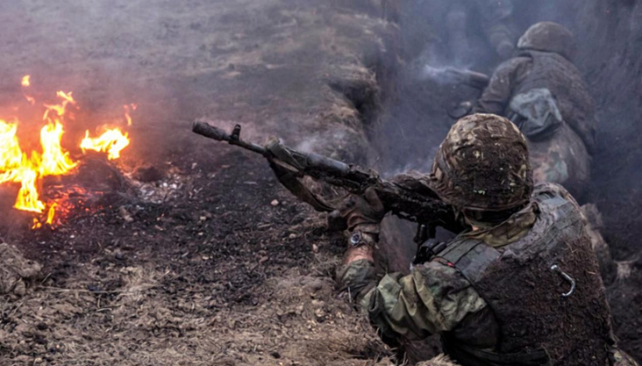 Враг наращивает темпы наступления на Востоке: атакует практически по всем направлениям Враг наращивает темпы наступления на Востоке: атакует практически по всем направлениям