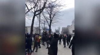 Обстрел больницы Северодонецка, подавление акции в Херсоне: видеодайджест 63-го дня войны