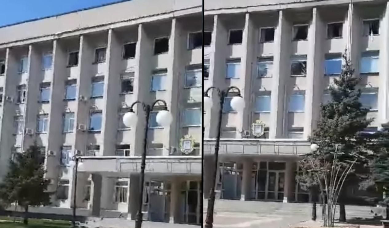 Від нічного вибуху у Херсоні пошкодило будівлю міської ради Від нічного вибуху у Херсоні пошкодило будівлю міської ради