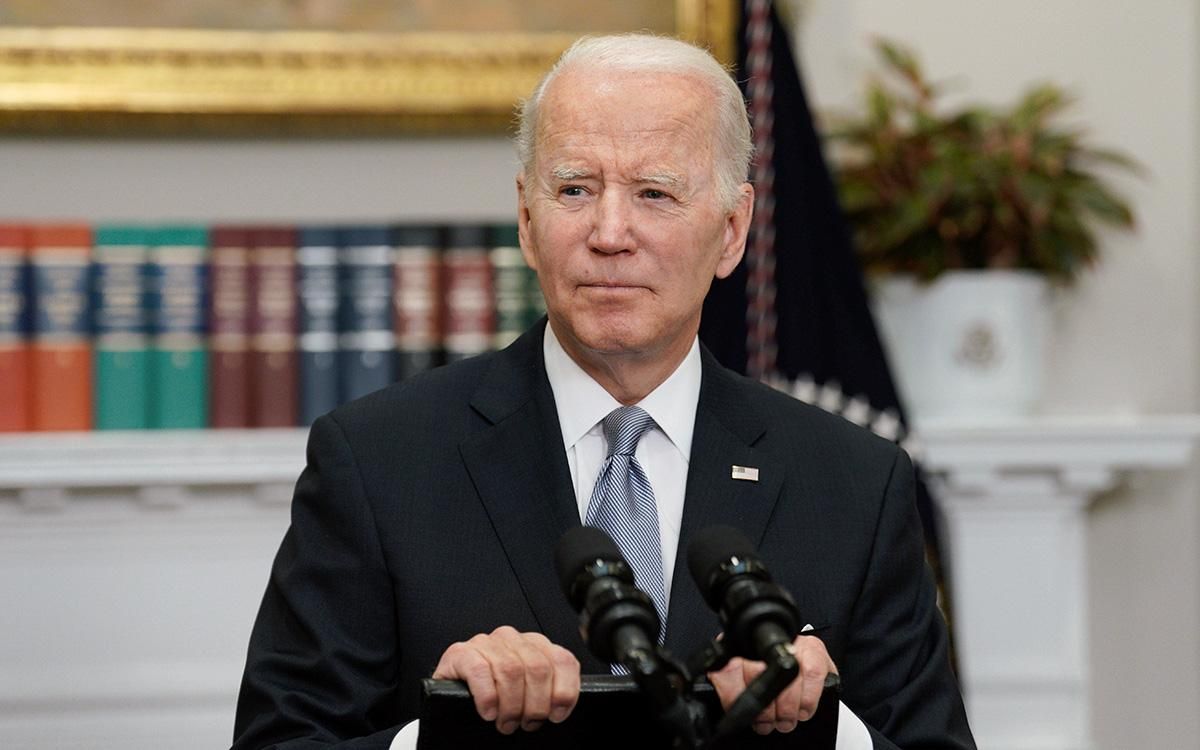 Байден представит проект, позволяющий передать Украине активы российских олигархов Байден представит проект, позволяющий передать Украине активы российских олигархов