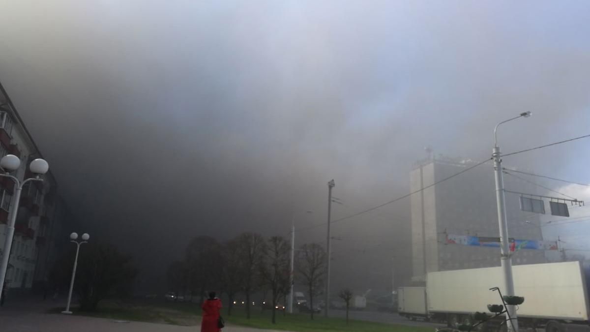 Пылает не только в России: в Минске вспыхнул масштабный пожар Пылает не только в России: в Минске вспыхнул масштабный пожар