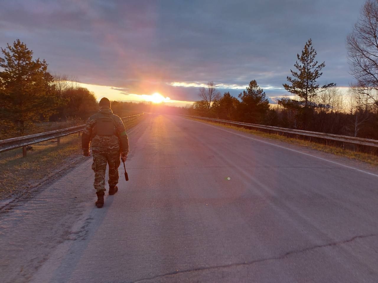 Выбросил гранату с позиции: в ГПСУ рассказали о героическом поступке военного в бою с врагом Выбросил гранату с позиции: в ГПСУ рассказали о героическом поступке военного в бою с врагом
