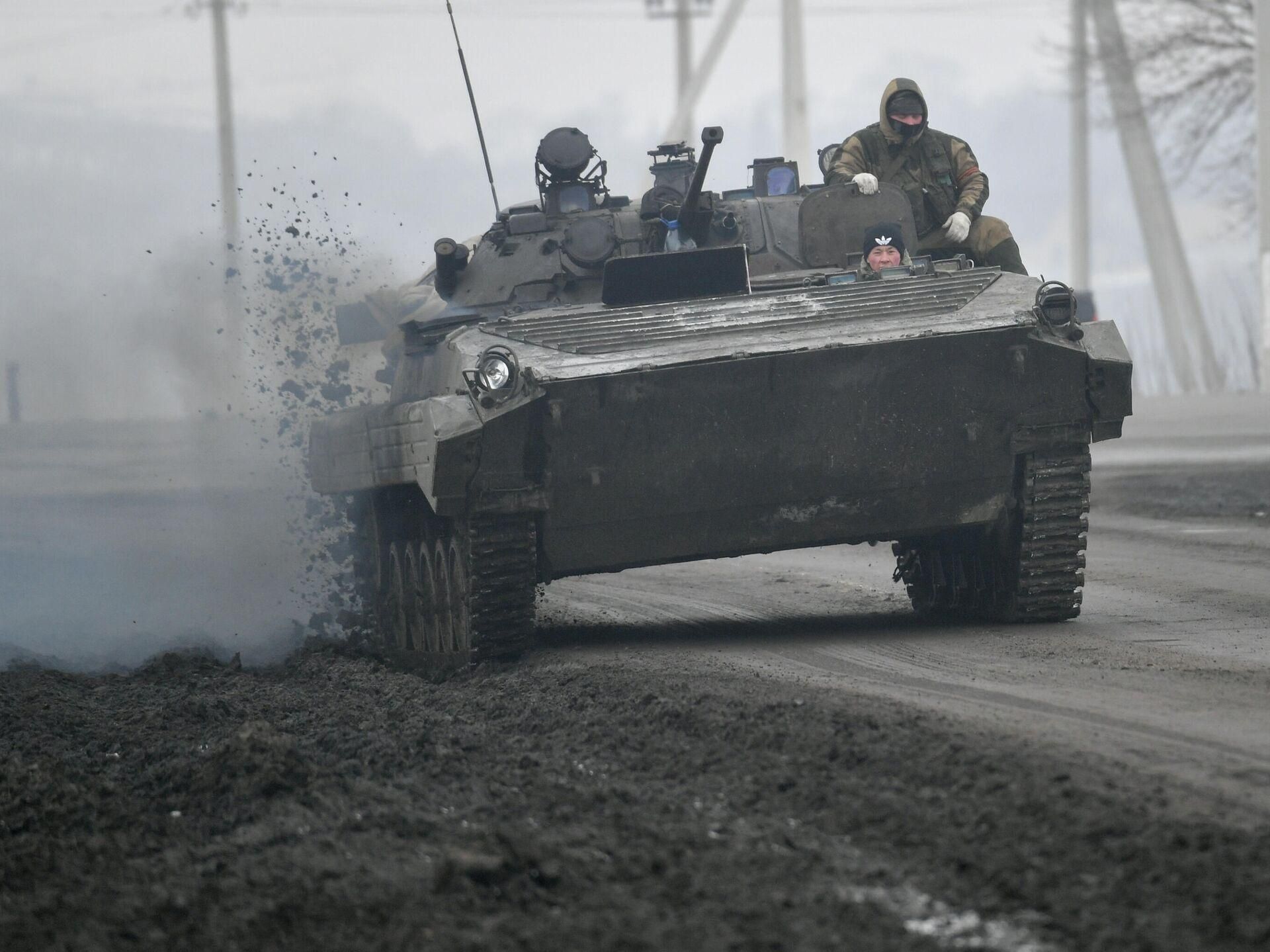 Тікали, як плішиві собаки, – у Міноборони відповіли Пєскову на заяви про "відхід від Києва" Тікали, як плішиві собаки, – у Міноборони відповіли Пєскову на заяви про "відхід від Києва"