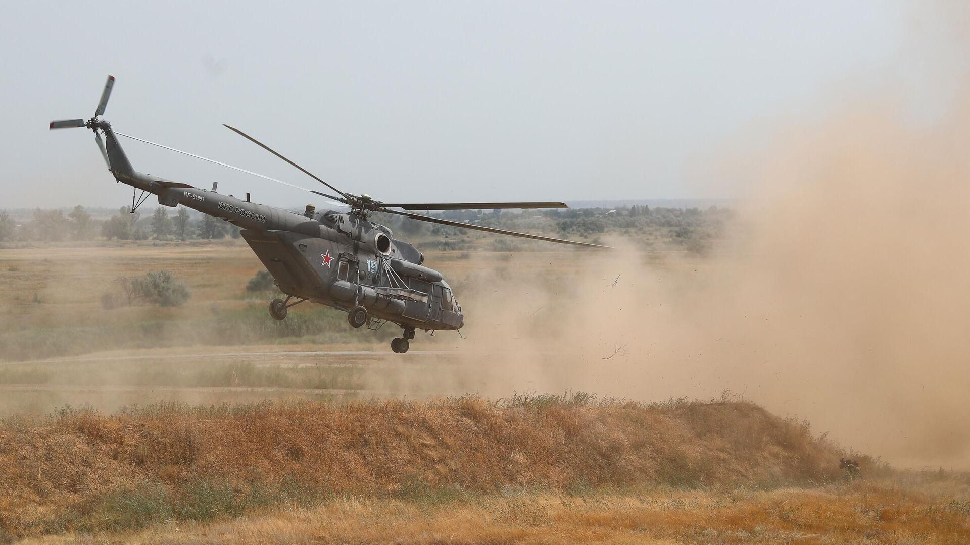 Зіткнення вертольотів у Саратовській області: майже всі члени одного з екіпажів загинули