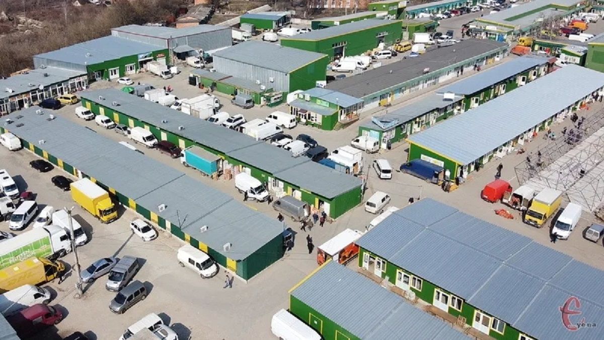 Рынки Хмельницкого освободили от платы за землю Рынки Хмельницкого освободили от платы за землю