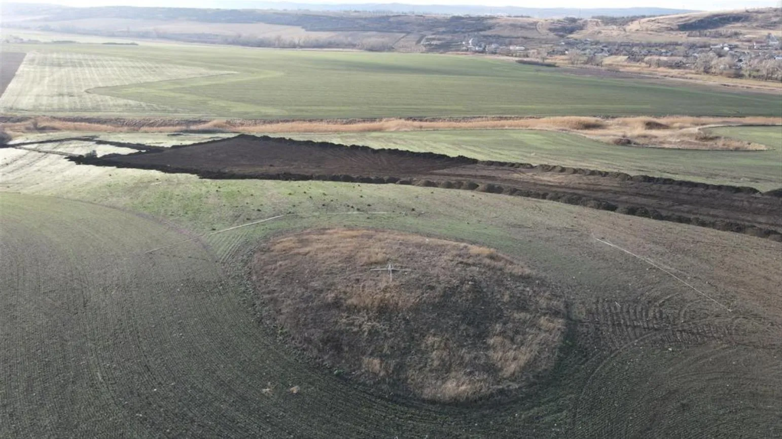 Ще нерозкопаний курган у тимчасово окупованому Криму Ще нерозкопаний курган у тимчасово окупованому Криму