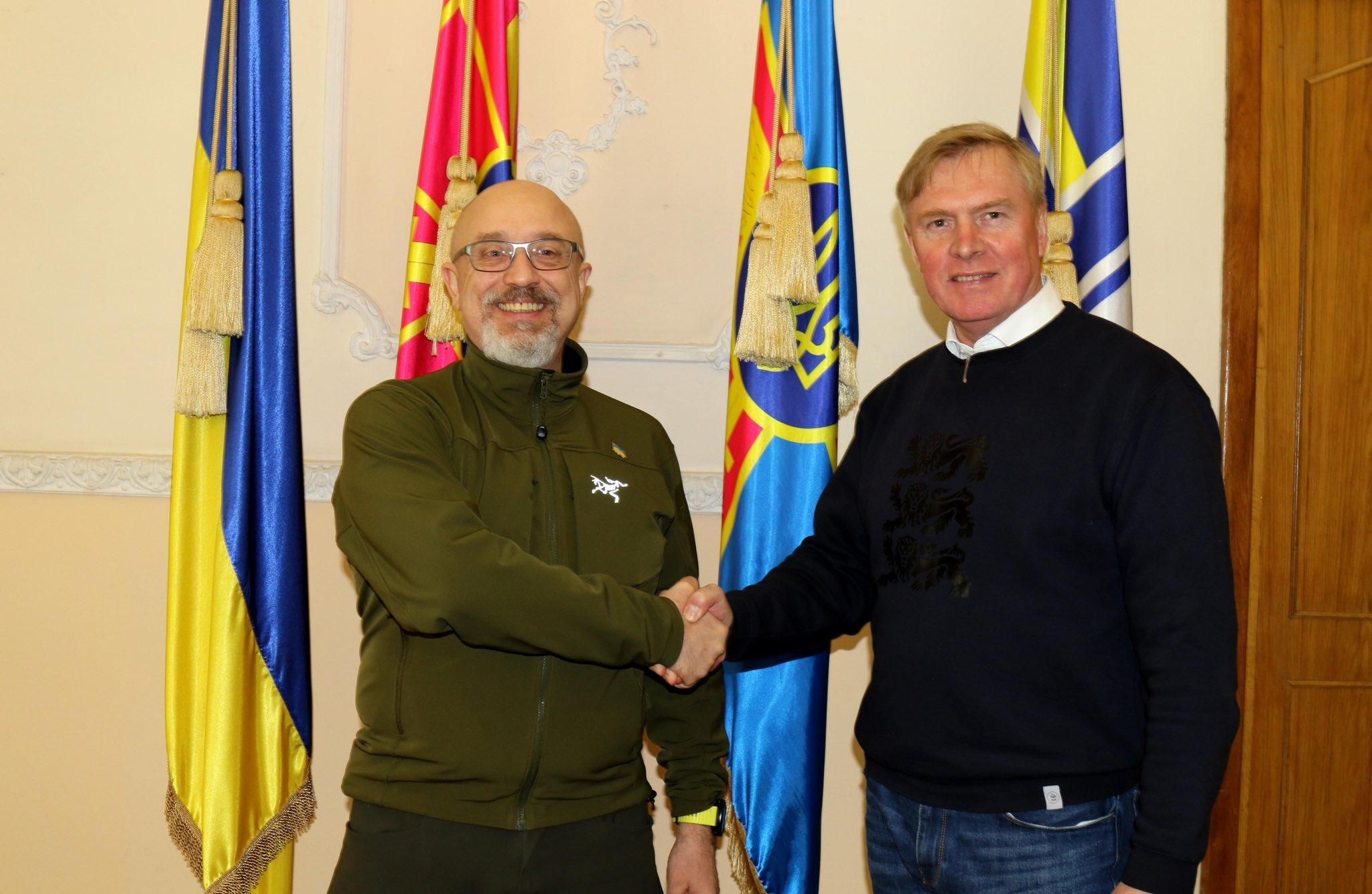 Министр обороны Эстонии прибыл в Украину: посетил освобожденные города Киевщины Министр обороны Эстонии прибыл в Украину: посетил освобожденные города Киевщины