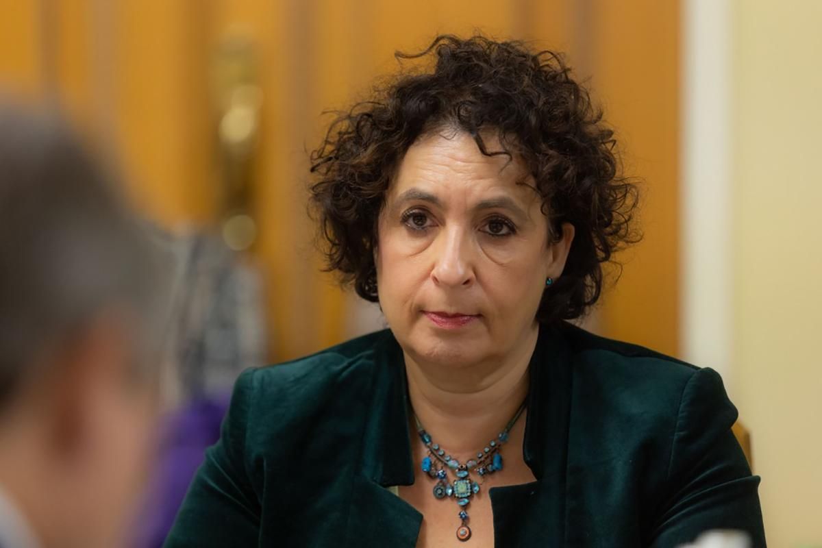 Долгая поездка, но она того стоила, – госпожа посол Великобритании вернулась в Киев Долгая поездка, но она того стоила, – госпожа посол Великобритании вернулась в Киев