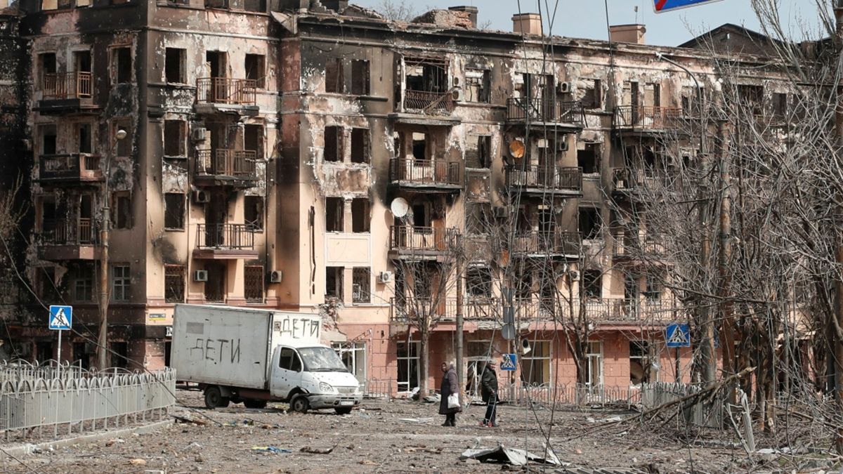 Концтабір у Маріуполі: окупанти видаватимуть дозволи про право перебування на вулиці Концтабір у Маріуполі: окупанти видаватимуть дозволи про право перебування на вулиці