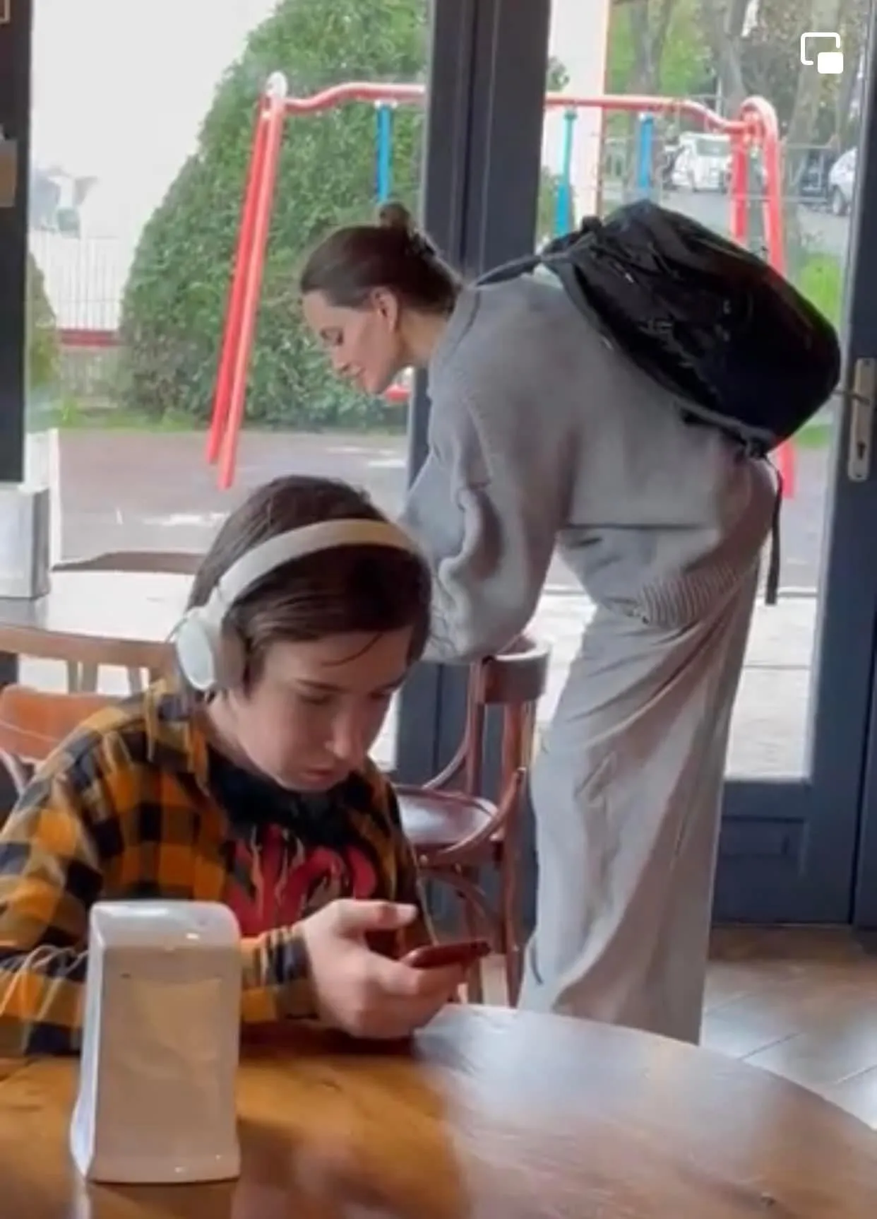 Анджелина Джоли во Львове Анджелина Джоли во Львове