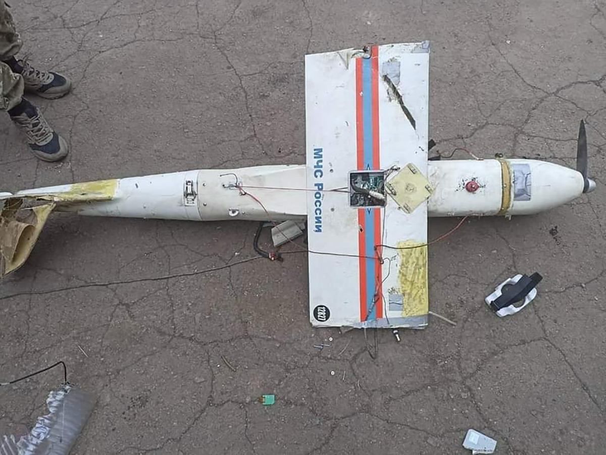 Дальше разве что воздушные шары: в небе над Донбассом сбили беспилотники "Орлан" МЧС России