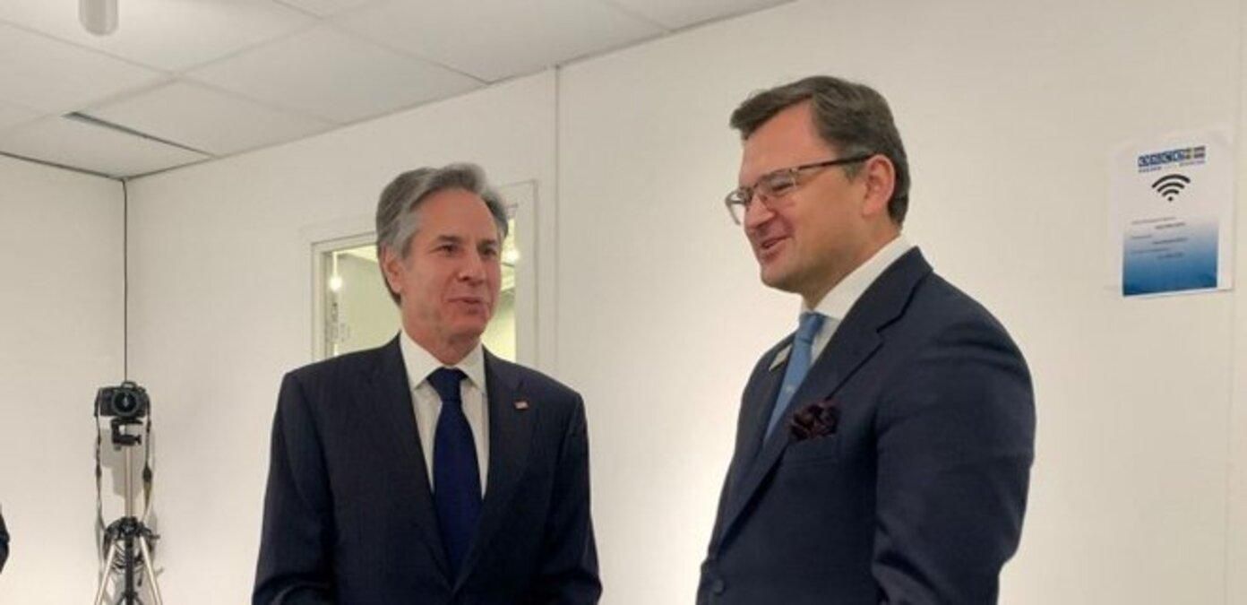 Про санкції проти Росії та лібералізацію для українського експорту: Кулеба поговорив з Блінкеном Про санкції проти Росії та лібералізацію для українського експорту: Кулеба поговорив з Блінкеном