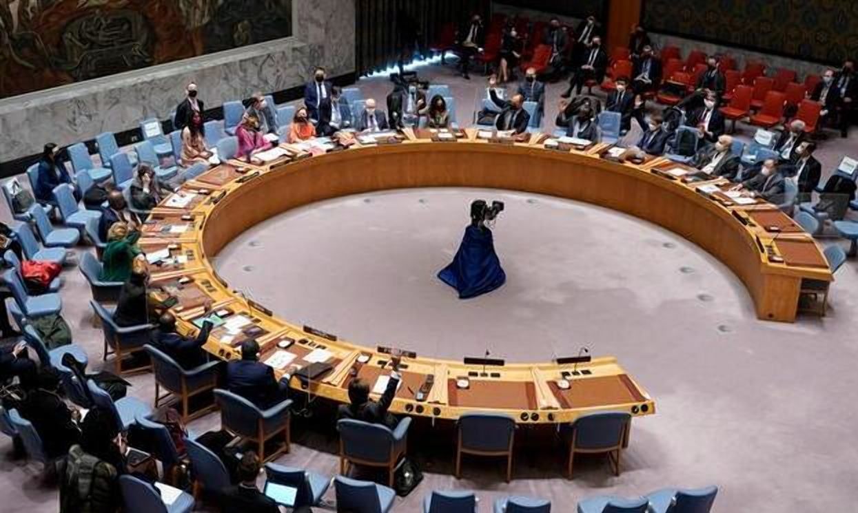 Экскомандующий НАТО призвал лишить Россию прав в Совбезе ООН Экскомандующий НАТО призвал лишить Россию прав в Совбезе ООН