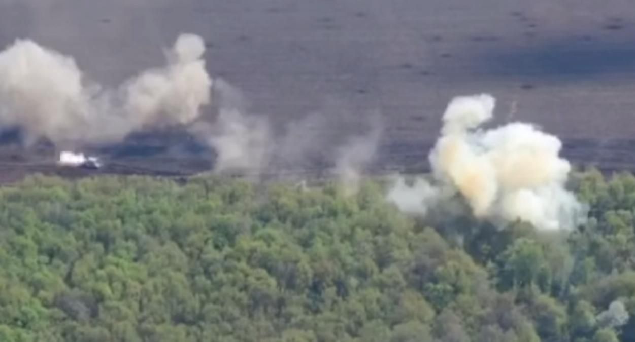 На Харківщині бійці ССО знищили скупчення техніки та уразили бліндаж окупантів: ефектне відео На Харківщині бійці ССО знищили скупчення техніки та уразили бліндаж окупантів: ефектне відео