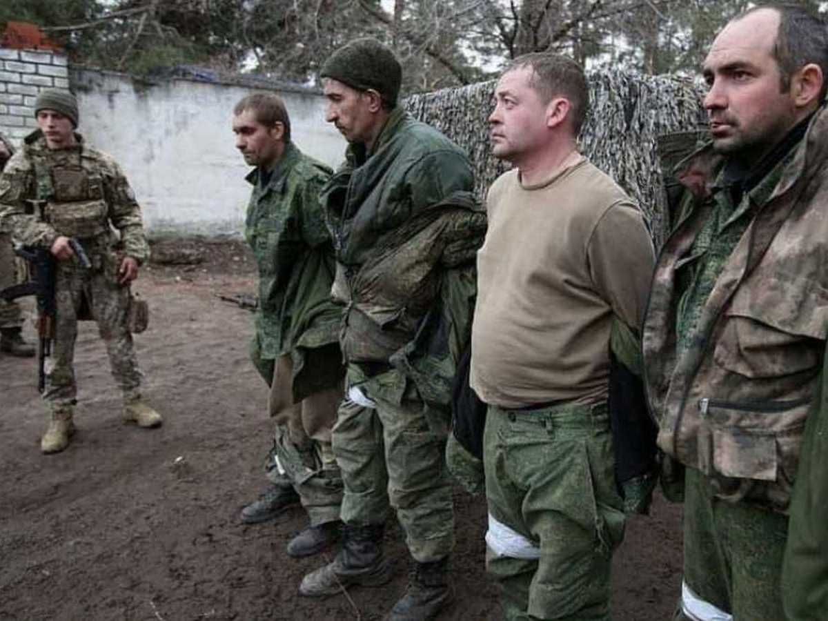 200 добровольцев из каждого округа: РФ активизирует кампанию по набору нового "пушечного мяса" 200 добровольцев из каждого округа: РФ активизирует кампанию по набору нового "пушечного мяса"