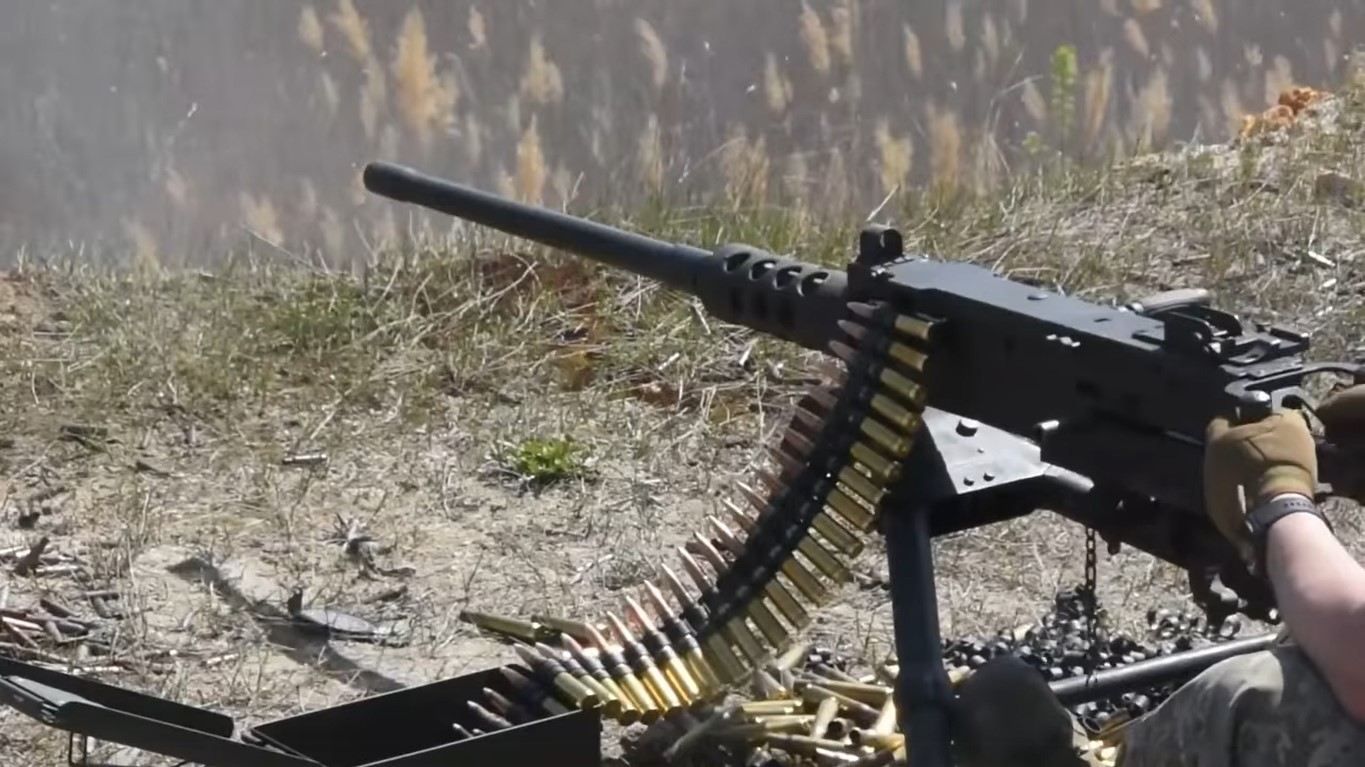 Воїни Сіверської бригади організували для окупантів кулеметну "колискову" - 24 Канал Воїни Сіверської бригади організували для окупантів кулеметну "колискову" - 24 Канал