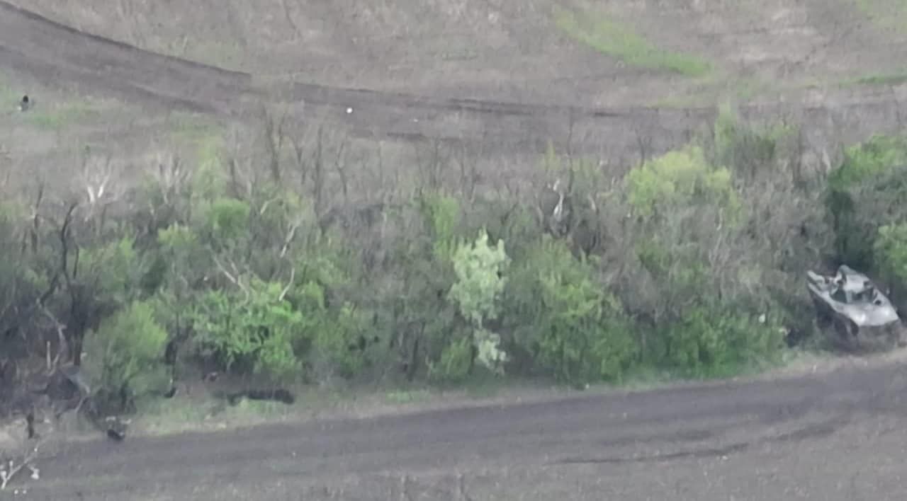 "Було – стало": у ЗСУ показали, як очистили українську землю від окупантів та їхньої техніки "Було – стало": у ЗСУ показали, як очистили українську землю від окупантів та їхньої техніки