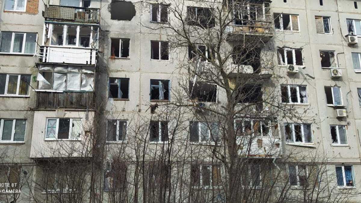 Враг 3 мая беспощадно обстреливал Донбасс: более 20 погибших, много раненых Враг 3 мая беспощадно обстреливал Донбасс: более 20 погибших, много раненых