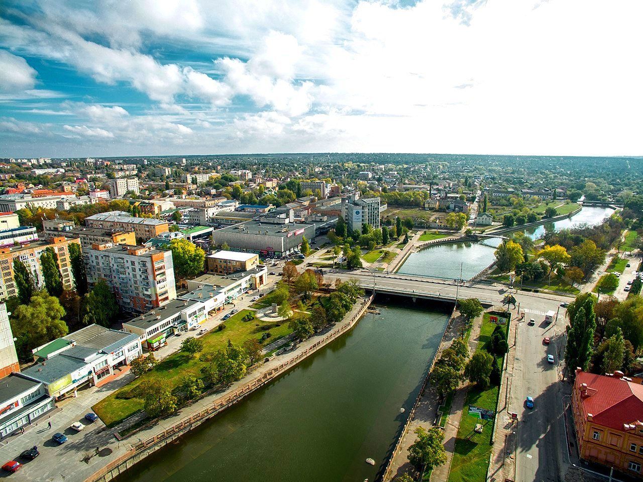 У Кропивницькому чути вибухи: залишайтеся в укриттях У Кропивницькому чути вибухи: залишайтеся в укриттях