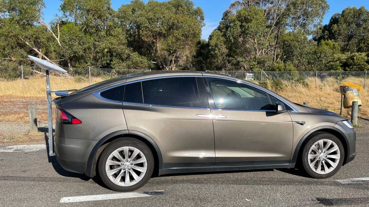 Новая функция Starlink Portability позволит использовать интернет в автомобиле, но есть нюансы Новая функция Starlink Portability позволит использовать интернет в автомобиле, но есть нюансы