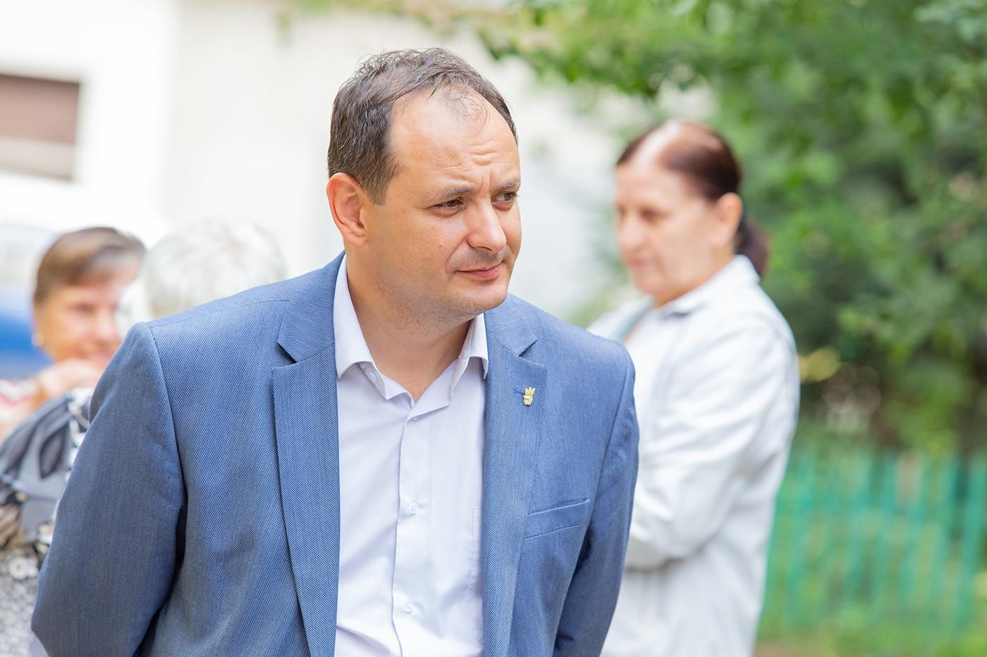 Мер Івано-Франківська закликав містян перебувати вдома або виїхати за місто на вихідних Мер Івано-Франківська закликав містян перебувати вдома або виїхати за місто на вихідних