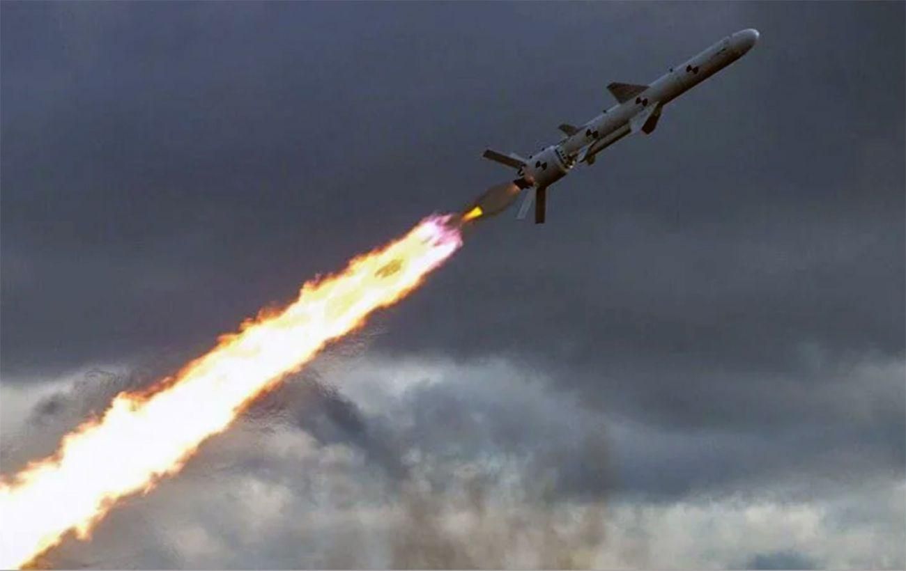С 24 февраля Россия выпустила более 1300 ракет по территории Украины