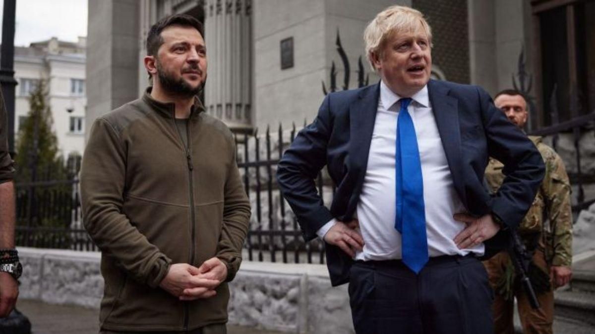 Російський комплімент, – Зеленський про 15 ракетних ударів у день виступу Джонсона в Раді Російський комплімент, – Зеленський про 15 ракетних ударів у день виступу Джонсона в Раді