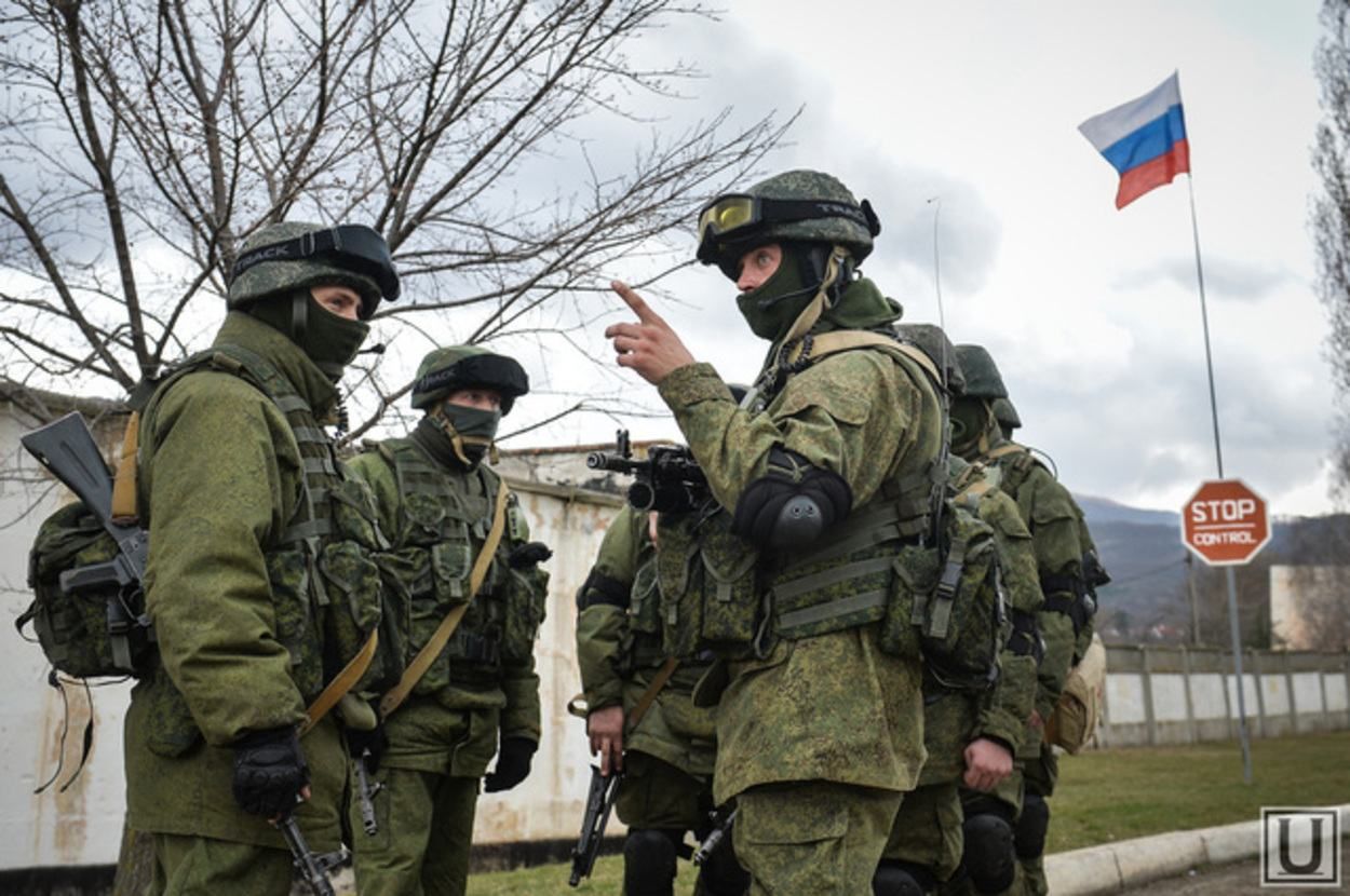 Дають бензин і навіть авто: окупанти на Запоріжжі знайшли спосіб, як подзвонити додому