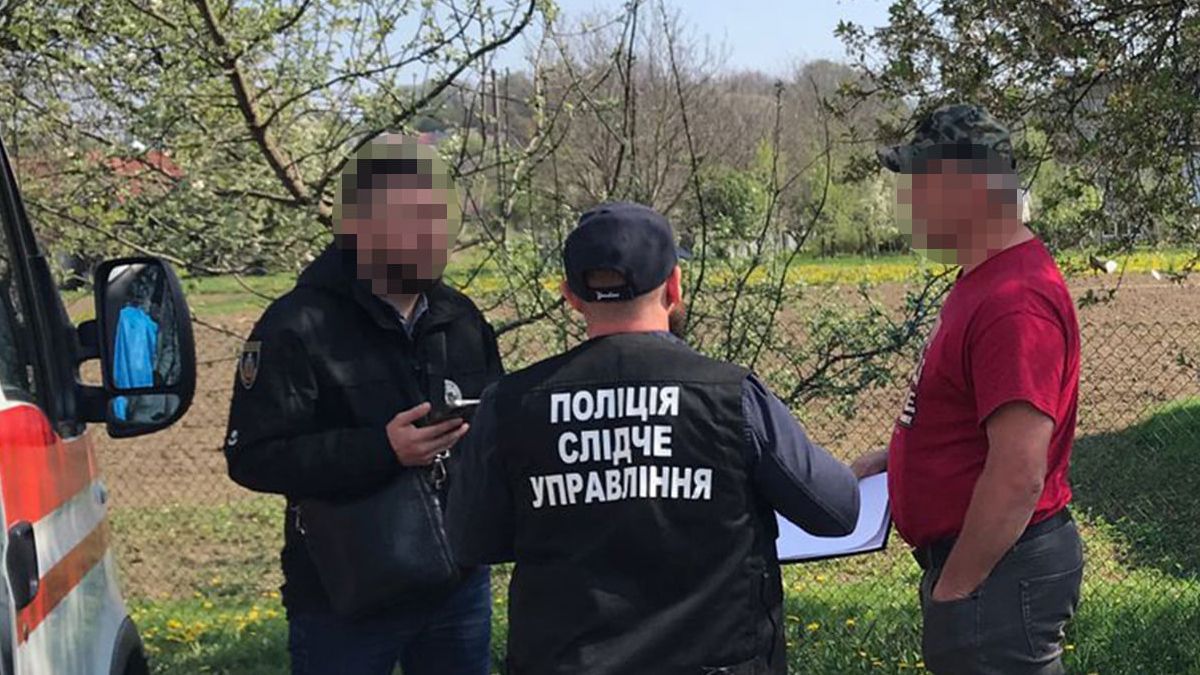 Брав гроші за перевезення на швидкій, яку передала Італія: у Чернівцях викрили директора лікарні Брав гроші за перевезення на швидкій, яку передала Італія: у Чернівцях викрили директора лікарні