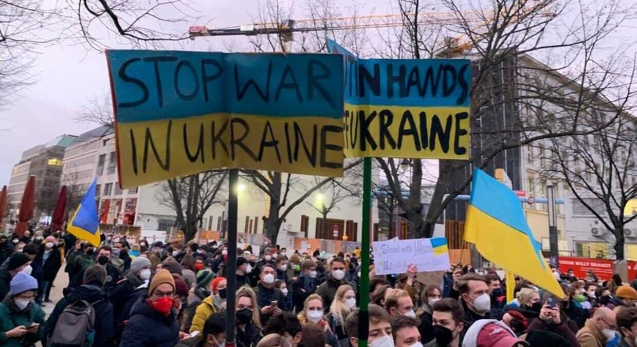Берлін заборонив прапори та символіку України на заходах 8 – 9 травня