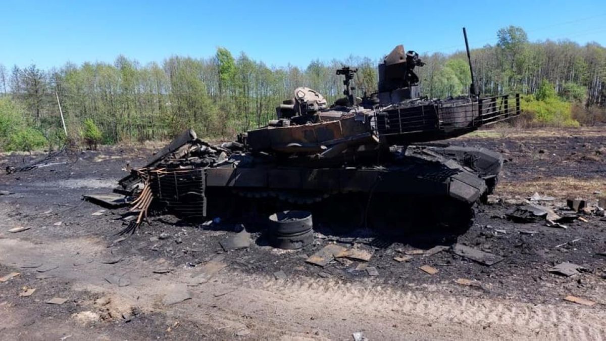 Воины теробороны уничтожили МТЛБ и новейший танк российских оккупантов Т-90М