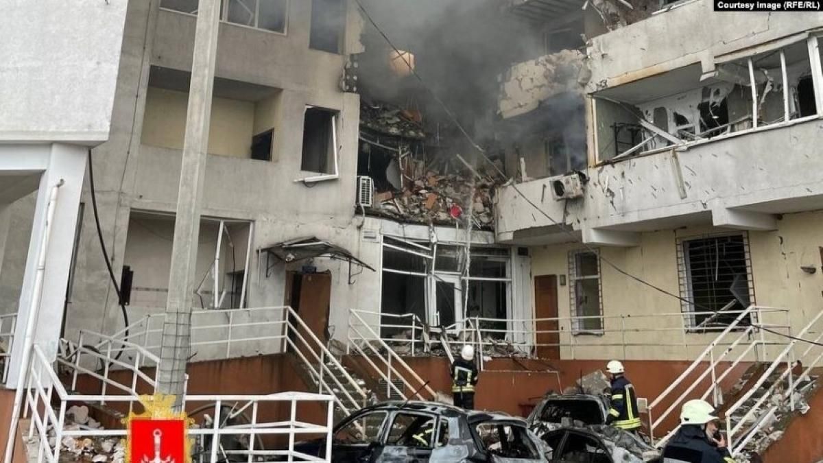 Нагадую про кримінальну відповідальність, – Братчук "блогерам", які знімають "прильоти" Нагадую про кримінальну відповідальність, – Братчук "блогерам", які знімають "прильоти"