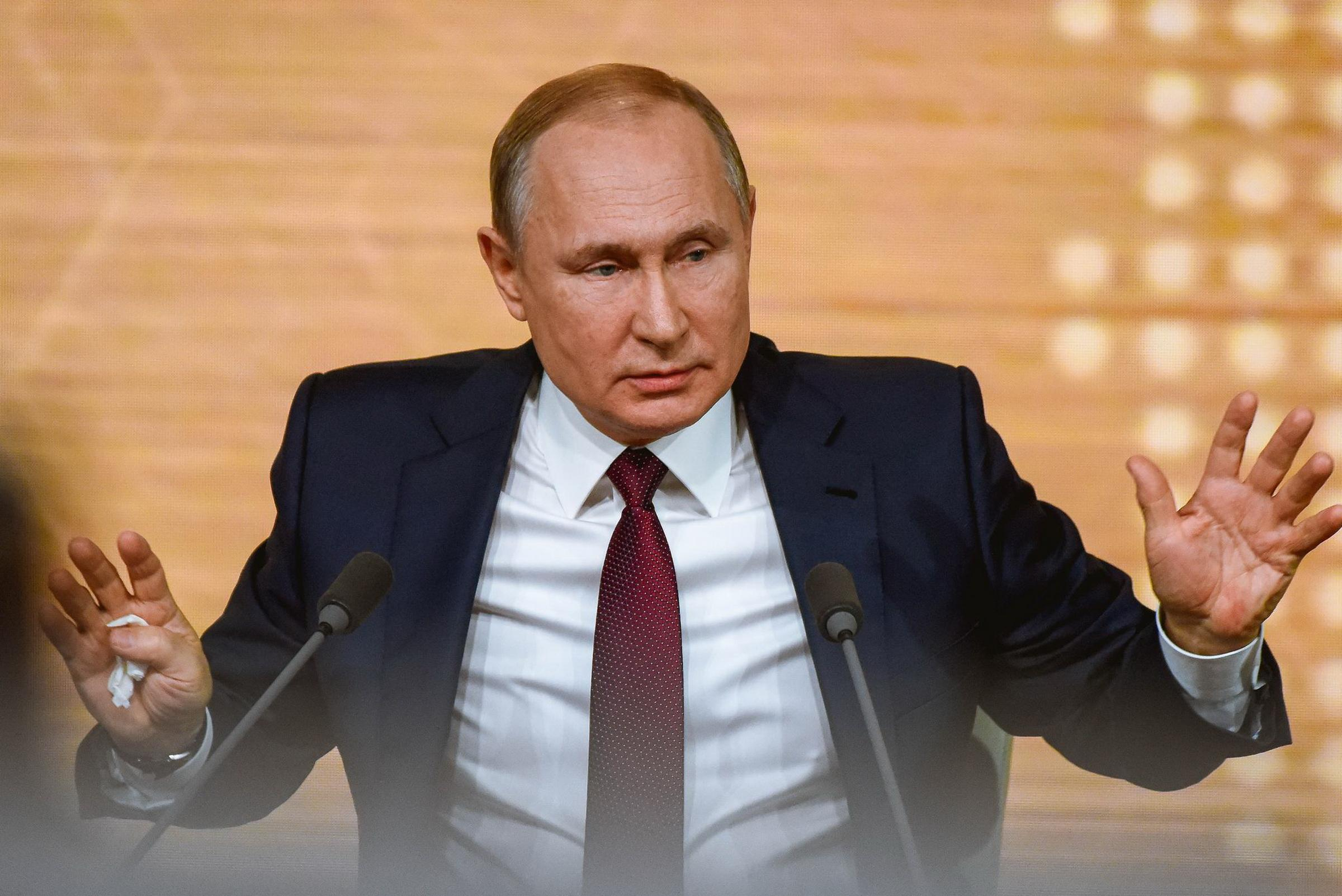 Це жест пропаганди, – Фейгін про літак "судного дня" на параді в Москві Це жест пропаганди, – Фейгін про літак "судного дня" на параді в Москві