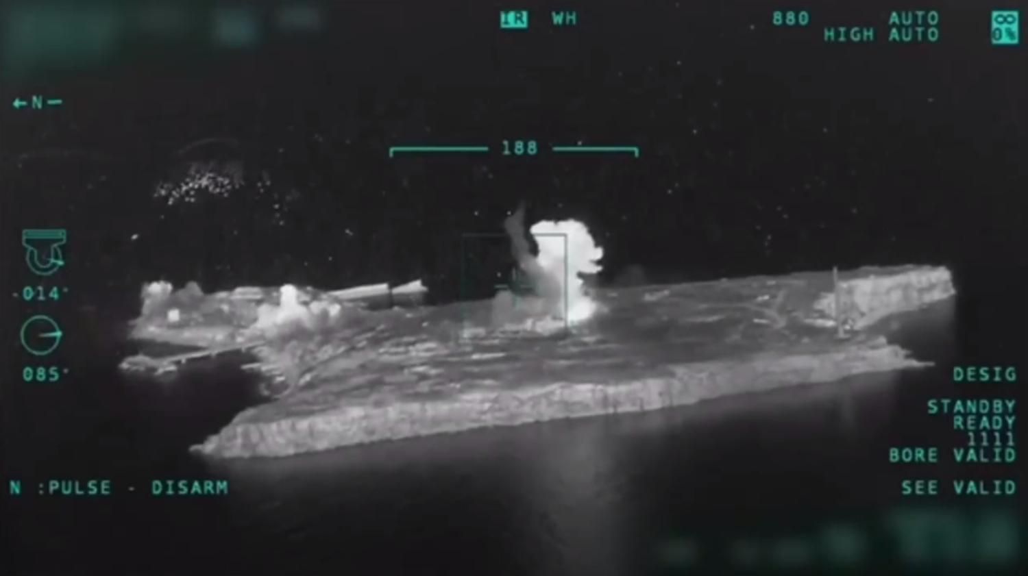 Росія бреше про перемогу під Зміїним: відеодоказ, як ЗСУ нищать ворога на острові Росія бреше про перемогу під Зміїним: відеодоказ, як ЗСУ нищать ворога на острові