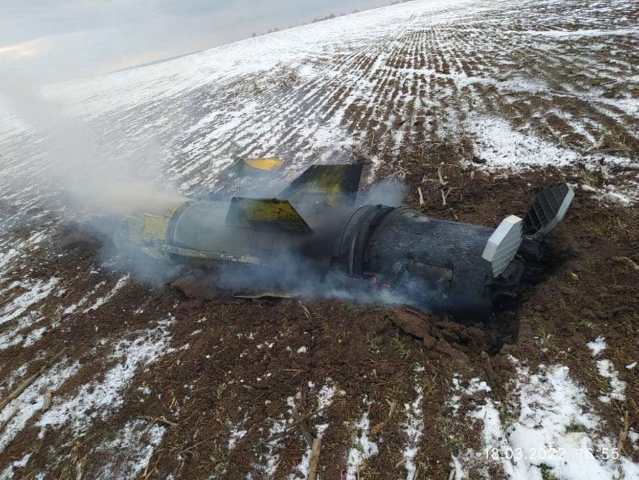 Воздушные силы сбили за сутки вражеский вертолет Ми-28Н и 2 крылатые ракеты из 10 запущенных