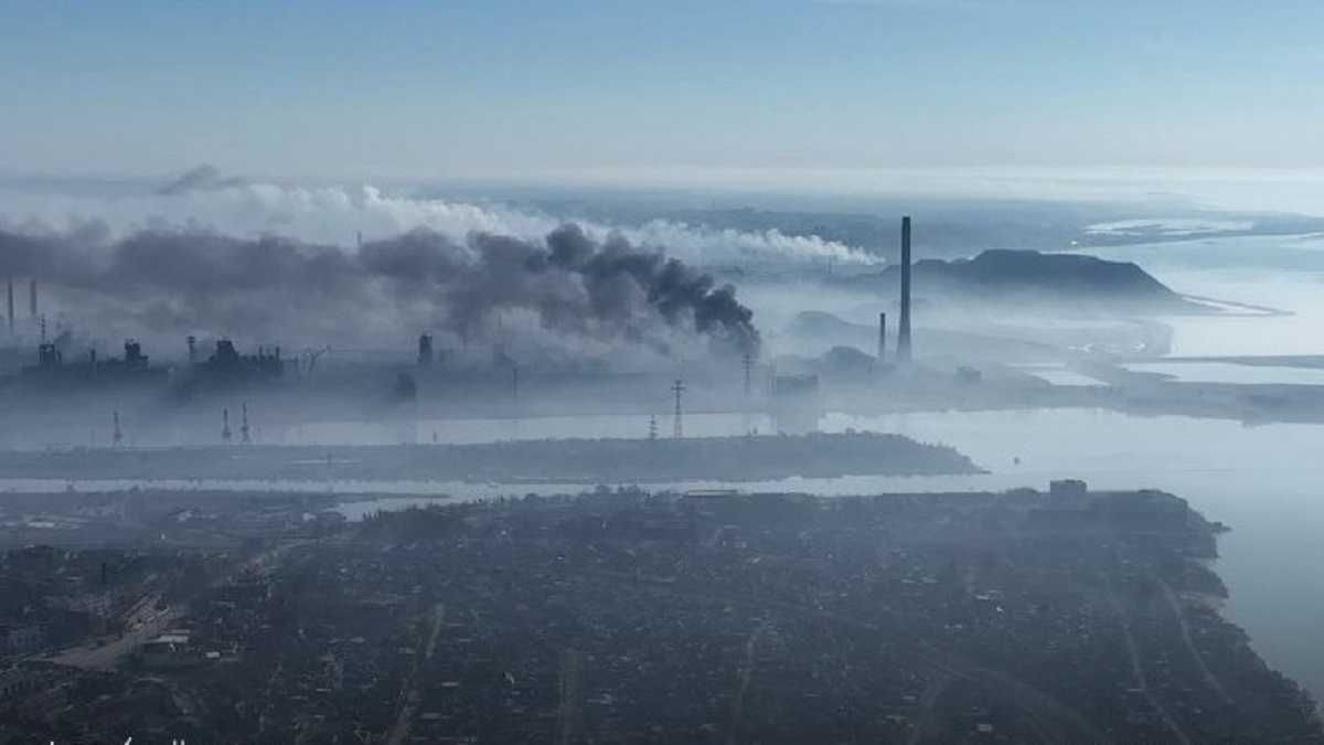 Героизм не имеет границ: защитники Мариуполя провели минирование слабых участков у "Азовстали" Героизм не имеет границ: защитники Мариуполя провели минирование слабых участков у "Азовстали"