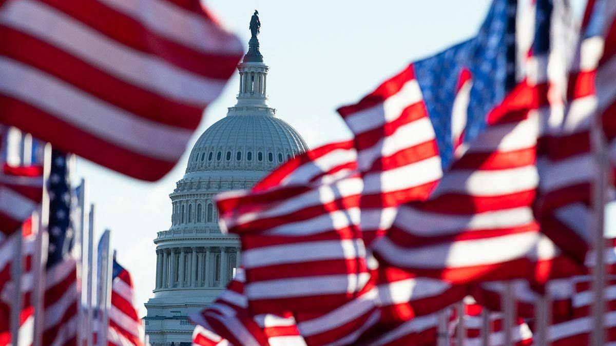 Під санкції США потрапили Московський промисловий банк та керівники "Сбербанку" і "Газпромбанку"