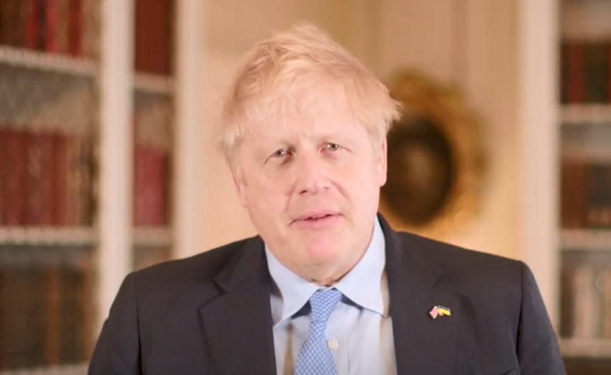 Джонсон згадав про війну Росії проти України, вшановуючи полеглих у Другій світовій Джонсон згадав про війну Росії проти України, вшановуючи полеглих у Другій світовій