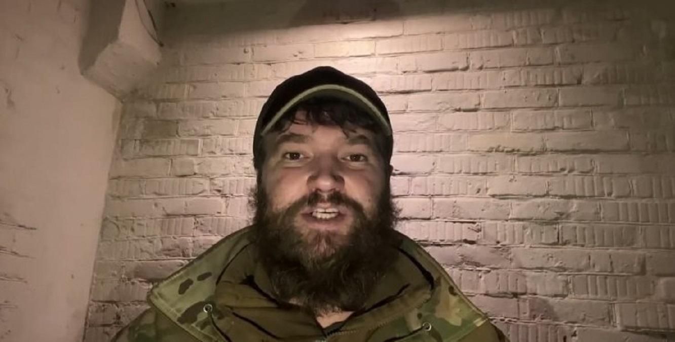 Радість крізь сльози, – командир про смерть побратимів під час евакуації мирних з "Азовсталі" Радість крізь сльози, – командир про смерть побратимів під час евакуації мирних з "Азовсталі"