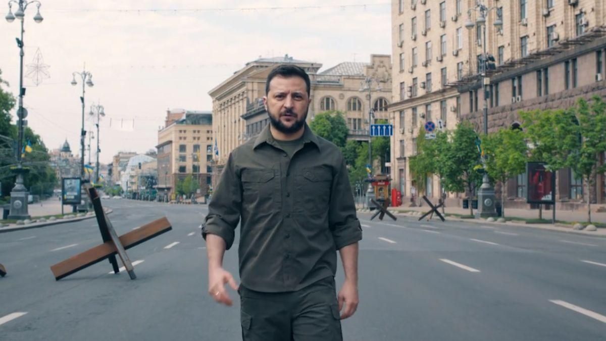 Крещатик увидит парад  победы Украины, – новое обращение Зеленского 9 мая