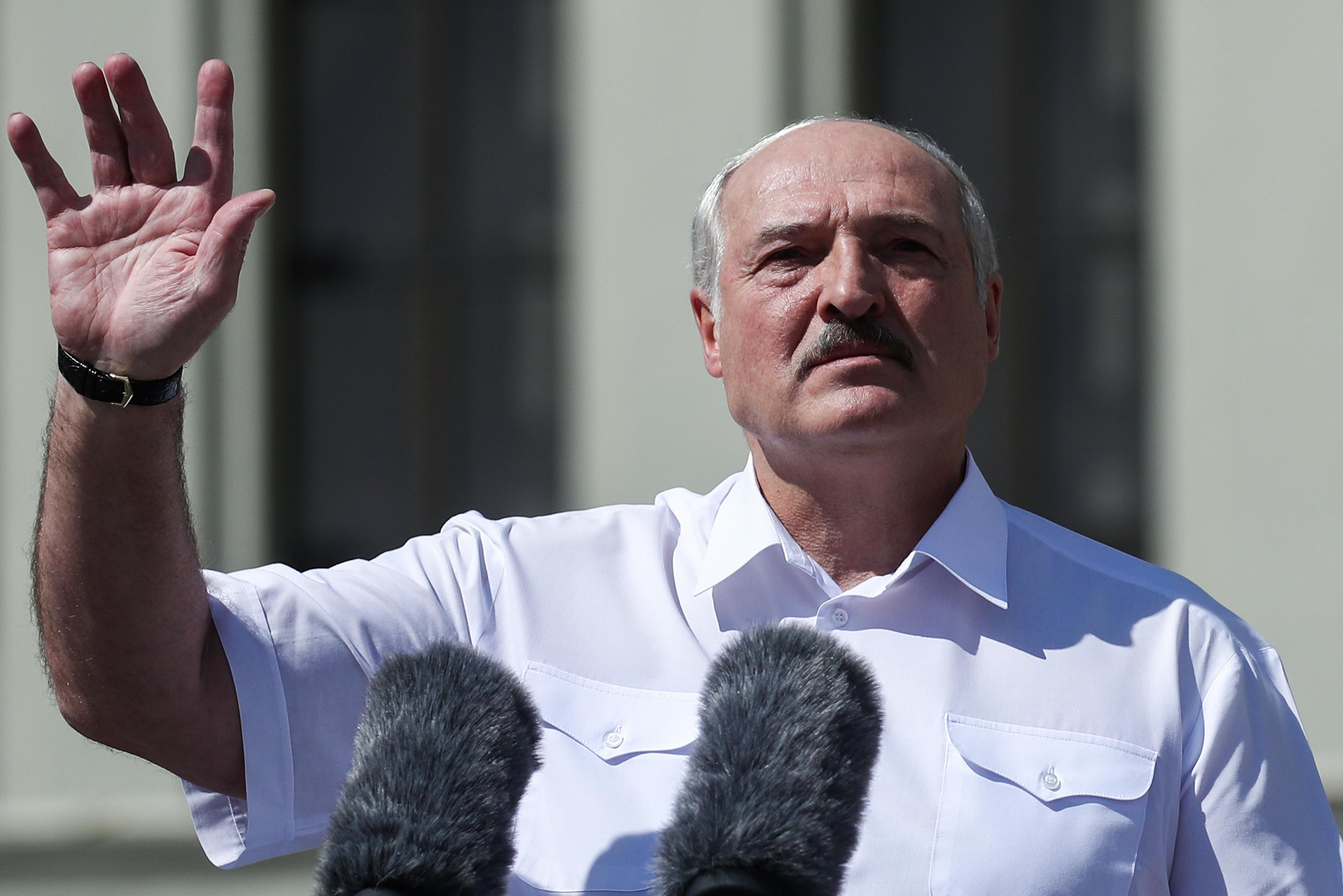 "Нацизм поднял голову": Лукашенко отметился новыми позорными и циничными заявлениями